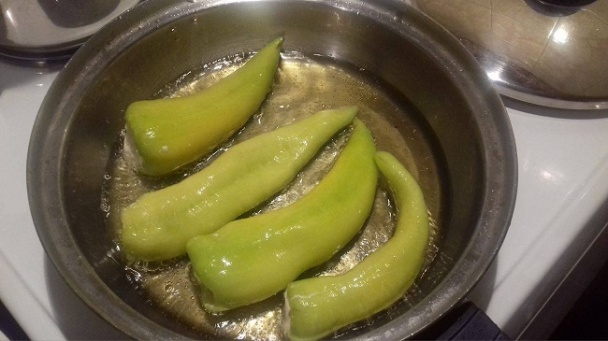 Pečené papriky plnené tvarohom s paradajkovou omáčkou (fotorecept) - obrázok 8