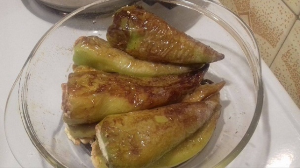 Pečené papriky plnené tvarohom s paradajkovou omáčkou (fotorecept) - obrázok 10