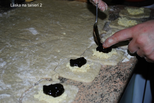 Koláče s tofu a slivkovým lekvárom  - obrázok 3