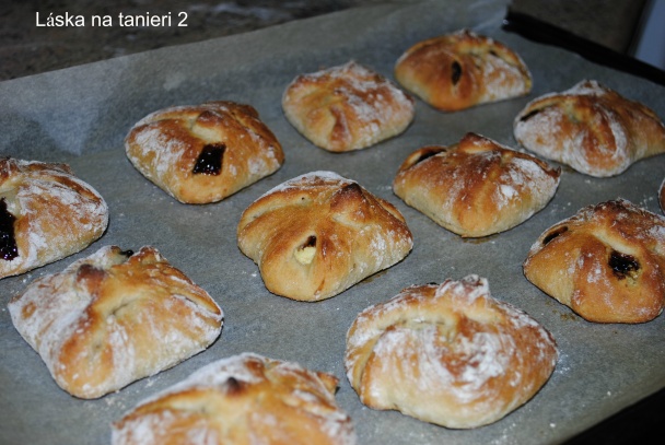 Koláče s tofu a slivkovým lekvárom  - obrázok 7