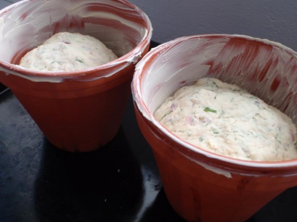 Bylinkový chlieb v kvetináči (fotorecept) - obrázok 3