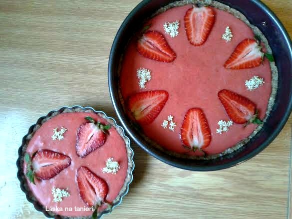 Nepečený jahodový dezert - obrázok 4