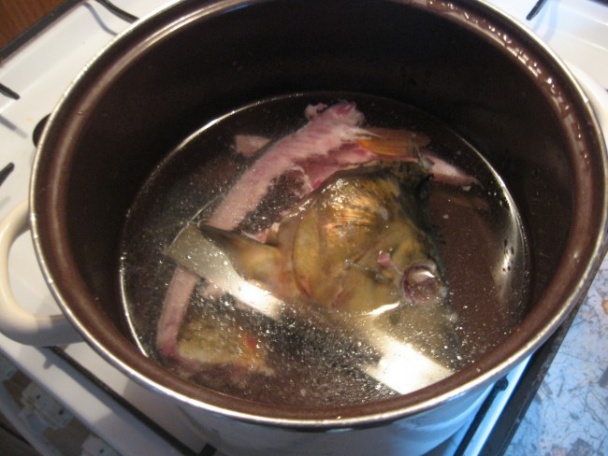 Zahuštěná polévka z kapřích hlav (fotorecept) - obrázok 1