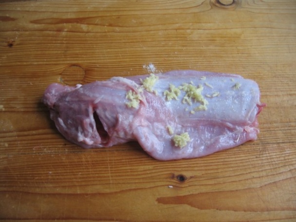 Králík plněný masovo-houbovou směsí (fotorecept) - obrázok 2