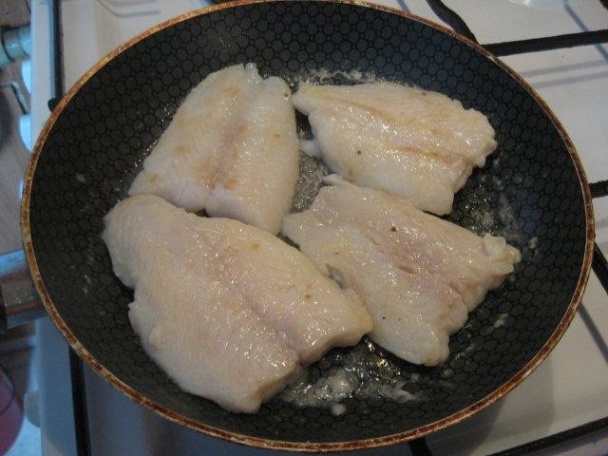 Smažené palačinky s rybí náplní (fotorecept) - obrázok 1