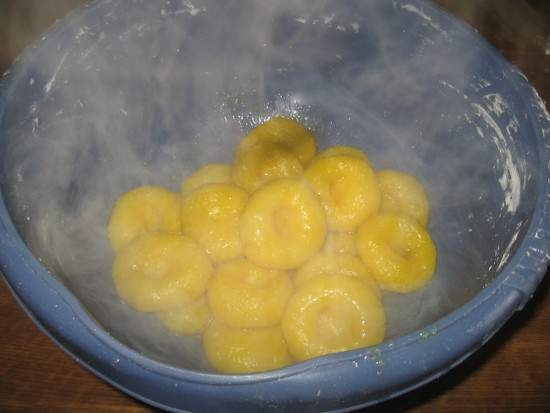 Krkovička v hořčičné omáčce s kluskami - obrázok 2