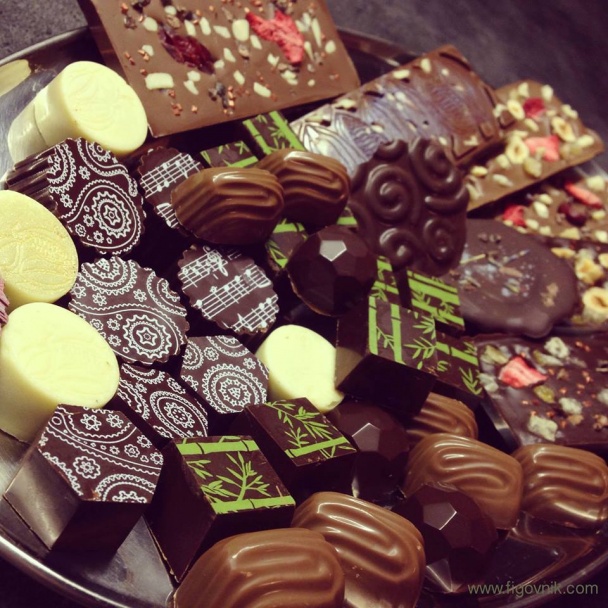 Čokoládové košíčky plnené s čokoládovo orieškovou ganache - obrázok 4