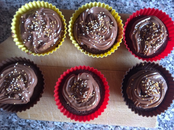 Čokonuss muffin bez múky s nutelovým krémom - obrázok 2