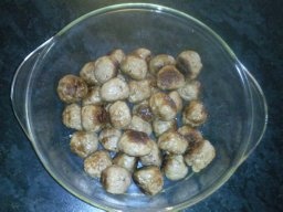 Guľky z hovädzieho mäsa so špagetami (fotorecept) - obrázok 2