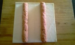Mleté mäso zapečené v lístkovom ceste - Sausage rolls (fotorecept) - obrázok 3