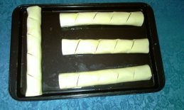 Mleté mäso zapečené v lístkovom ceste - Sausage rolls (fotorecept) - obrázok 4