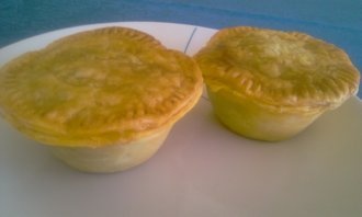 New Zealand Meat Pies with Wagyu Beef Recipe by Double8CattleCompany -  Cookpad