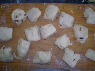 Veľkonočné buchtičky - Hot cross buns (fotorecept) - obrázok 4