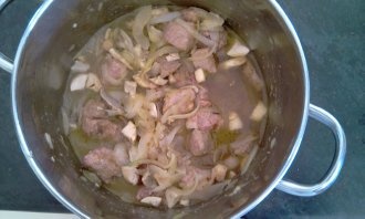 Hovädzie na hríboch s bazalkovými pagáčmi (fotorecept) - obrázok 5