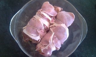 Bravčová roláda obalená v slanine (fotorecept) - obrázok 5