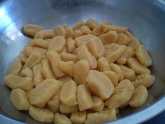 Gnocchi zo sladkých zemiakov (fotorecept) - obrázok 5