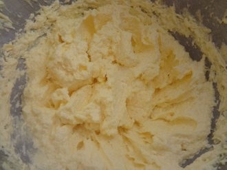 Citrónová torta s bielkovým krémom (fotorecept) - obrázok 2