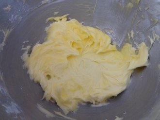 Vianočný koláč s ananásom a macadamia orieškami (fotorecept) - obrázok 3