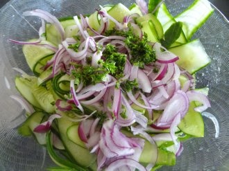 Kuracie kúsky v smotanovo - cesnakovej omáčke (fotorecept) - obrázok 7