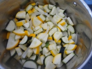 Cukinová polievka so zemiakovými pirohami (fotorecept) - obrázok 3