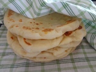 Jogurtové chlebové placky (fotorecept) - obrázok 5