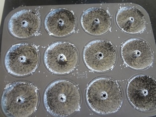 Malé kokosové bábovky plnené citrónovým maslom (fotorecept) - obrázok 1