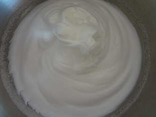 Malé kokosové bábovky plnené citrónovým maslom (fotorecept) - obrázok 2