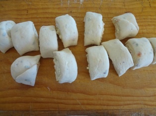 Buchtičky s olivami a feta syrom (fotorecept) - obrázok 5