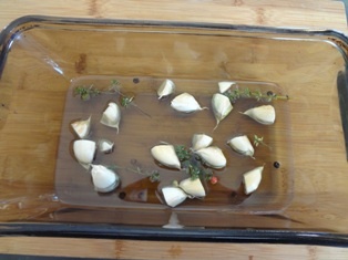 Bylinkový olej s cesnakom a tymiánom (fotorecept) - obrázok 1