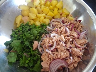 Tuniakovo-zemiakový šalát (fotorecept) - obrázok 4