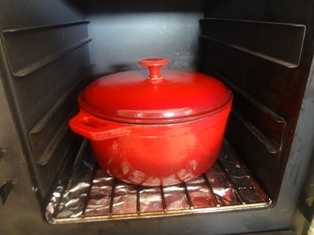 Hovädzie s hríbami zapečené pod plátkami  zemiakov (fotorecept) - obrázok 9