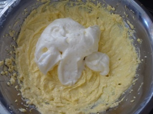 Jablkovo - tvarohový koláč so zázvorovým cestom (fotorecept) - obrázok 7