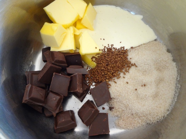 Kávovo-čokoládový koláč (fotorecept) - obrázok 6