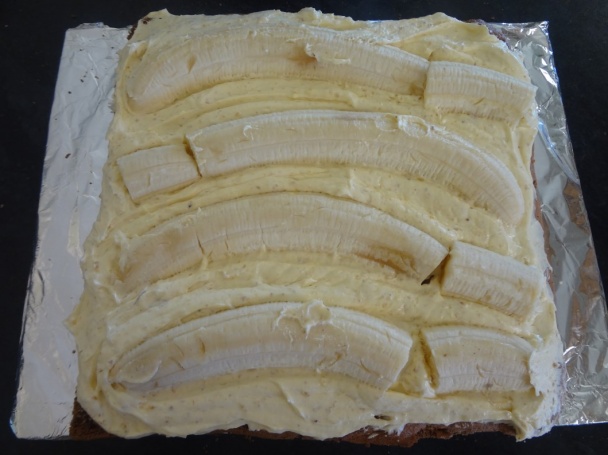 Ďaľšia torta s ružami (fotorecept) - obrázok 6