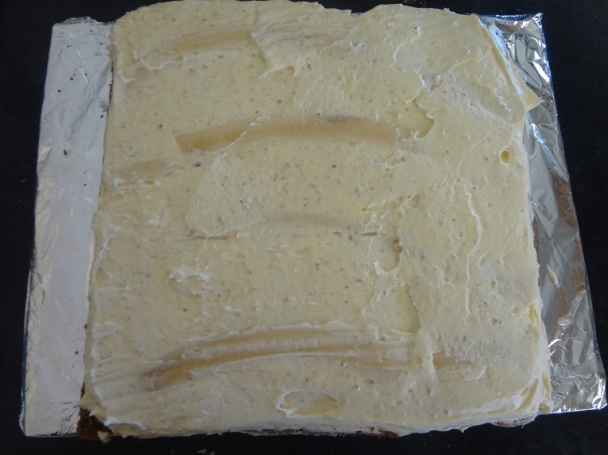 Ďaľšia torta s ružami (fotorecept) - obrázok 7