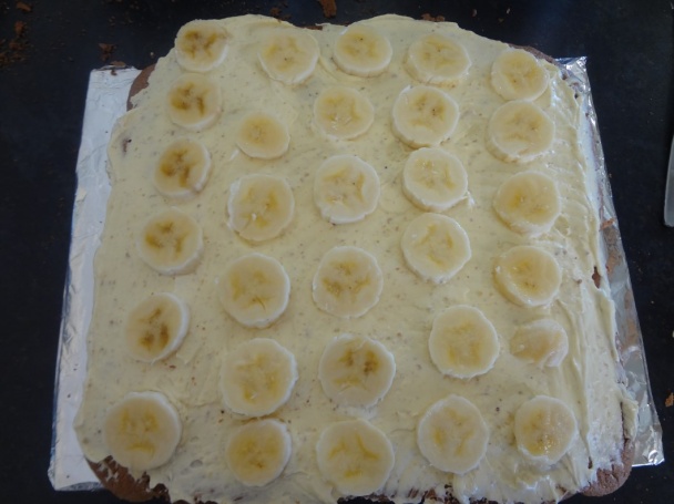 Ďaľšia torta s ružami (fotorecept) - obrázok 9