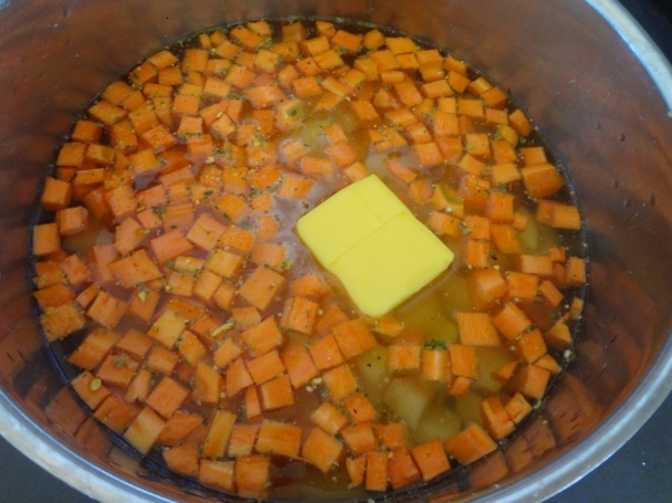 Polievka zo zaváranych uhoriek (fotorecept) - obrázok 1