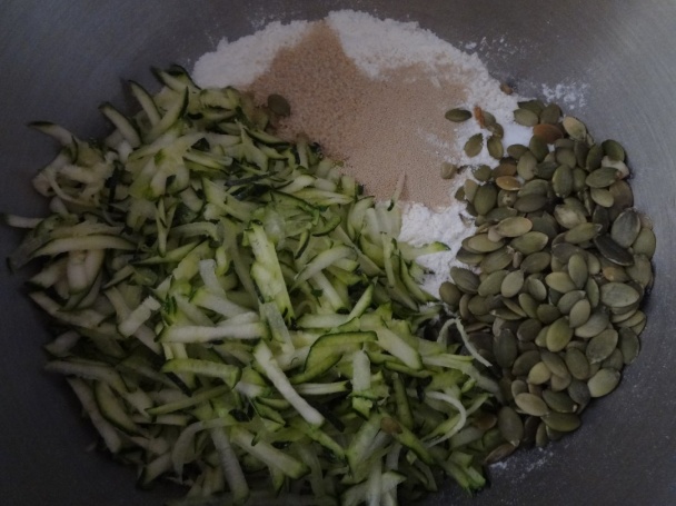 Cuketový chlieb s tekvicovými semienkami (fotorecept) - obrázok 1