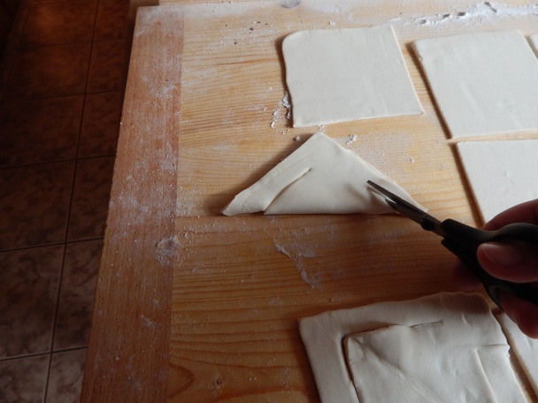 Jablkové taštičky z lístkového cesta (fotorecept) - obrázok 5