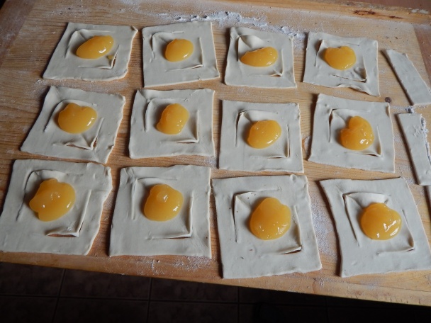 Jablkové taštičky z lístkového cesta (fotorecept) - obrázok 6
