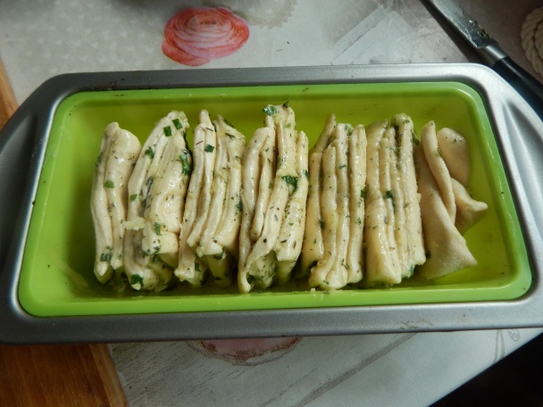 Cesnakový trhací chlebík (fotorecept) - obrázok 6