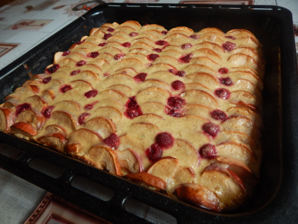 Jablkový koláč so smotanovou polevou (fotorecept) - obrázok 5