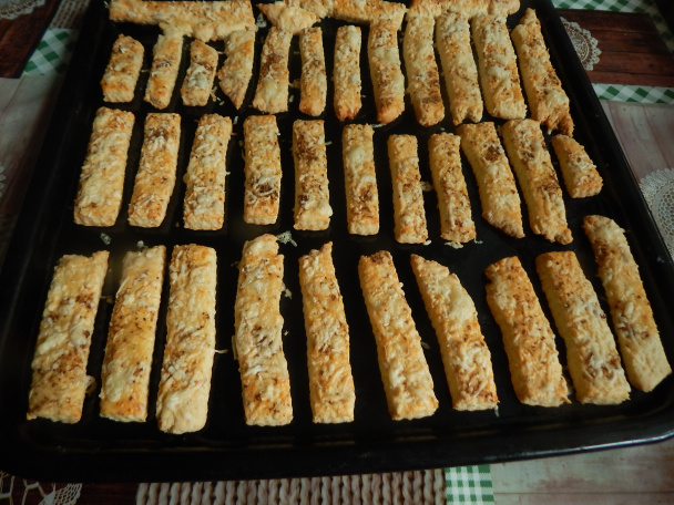 Slané syrové tyčinky - obrázok 3