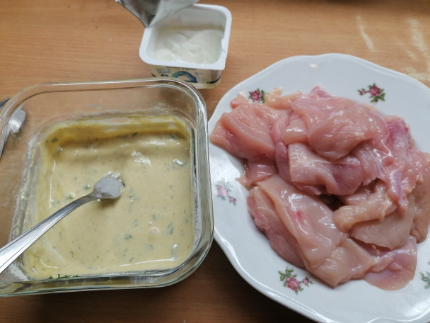 Kuracie rezne v jogurtovej marináde (fotorecept) - obrázok 1