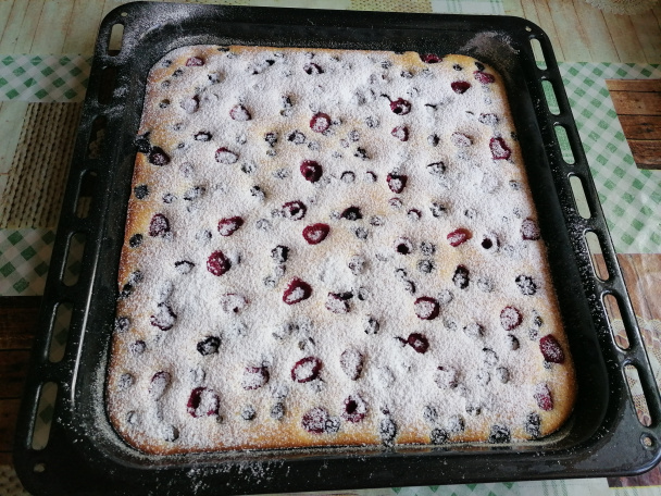 Hrnčekový koláč s ovocím - obrázok 3