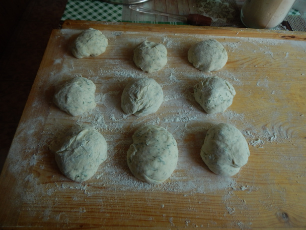 Domáci chlebík s kôprom v tvare kvetu (fotorecept) - obrázok 2