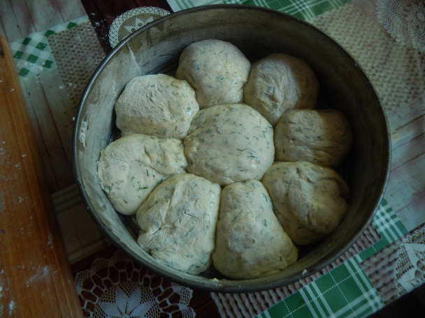 Domáci chlebík s kôprom v tvare kvetu (fotorecept) - obrázok 3