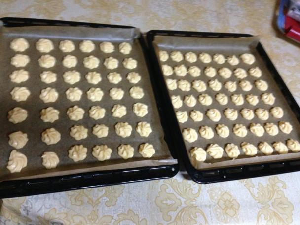 Čokoládová torta s profiteroles (fotorecept) - obrázok 8