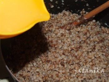 Pohánkový nákyp s čiernymi ríbezľami (fotorecept) - obrázok 3