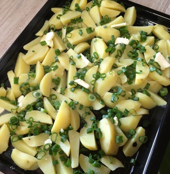 Čiernohorský rezeň s opekanými zemiakmi (fotorecept) - obrázok 4